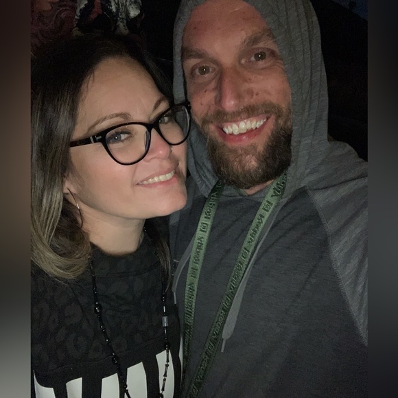 Meet your Posher, Vanessa - Picture 1 of 3